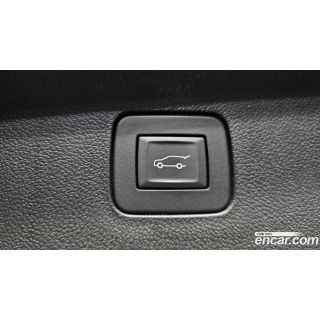 973436