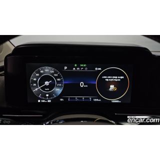 371016