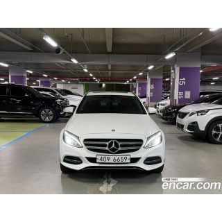 915748