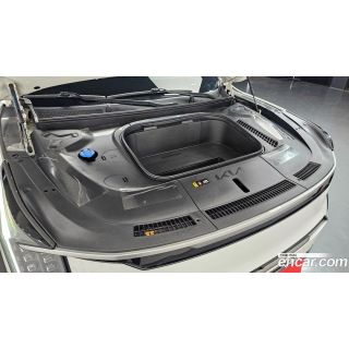 992423