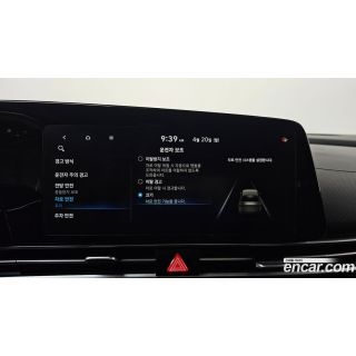 571826