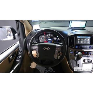 870463