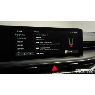 890104