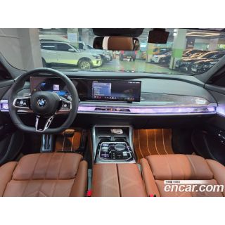 844582