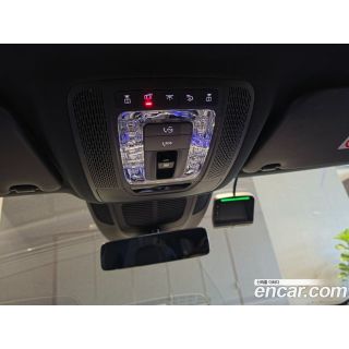 982371