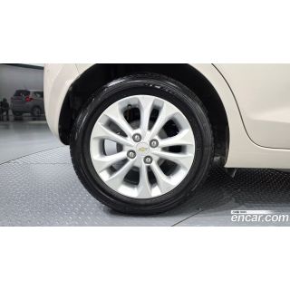 992276