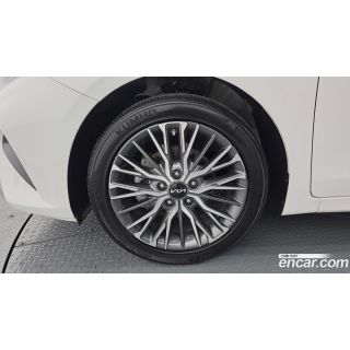 437305