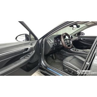 792353