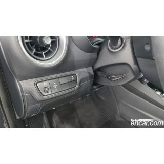 1761