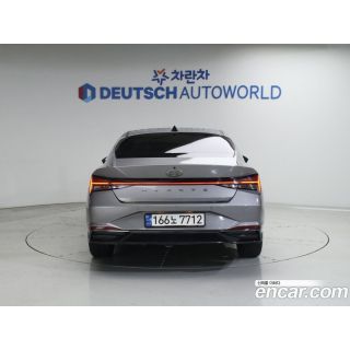 899738