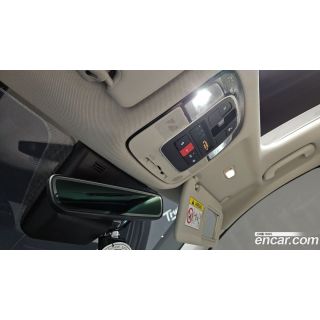 733623