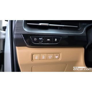 252104
