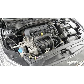 982823