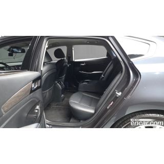 899957