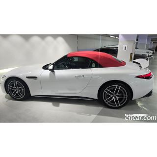 889063