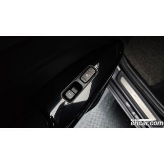 477601