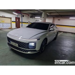 735772