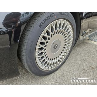 984298