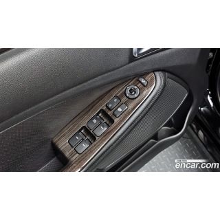 912473