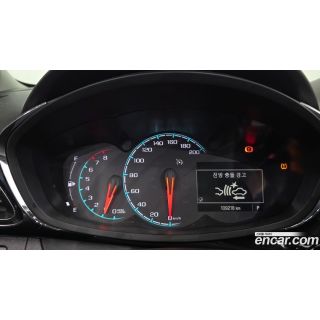 663705