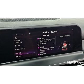 881122