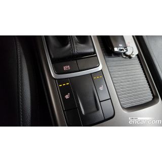 911658
