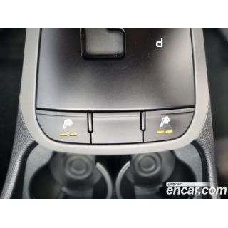 533748