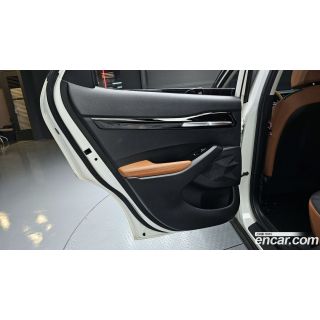924942