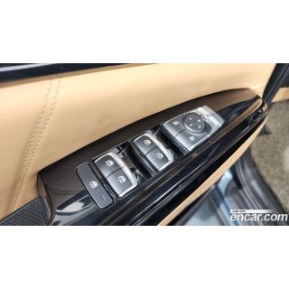 977733