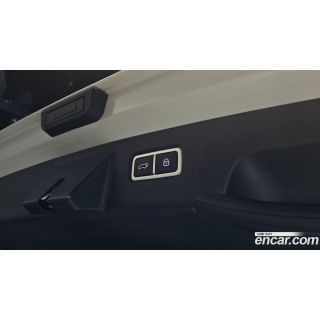 741723