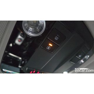 910543
