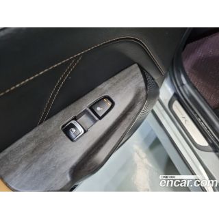 543549