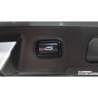 793250