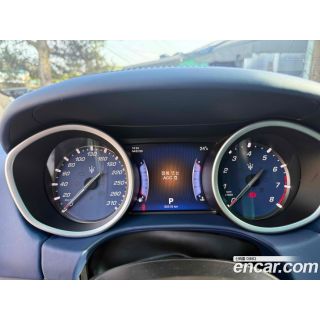 927011