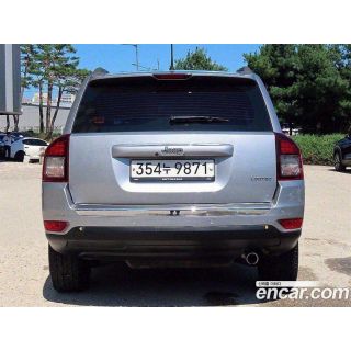 727235