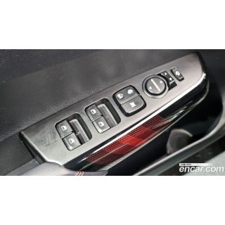 568918