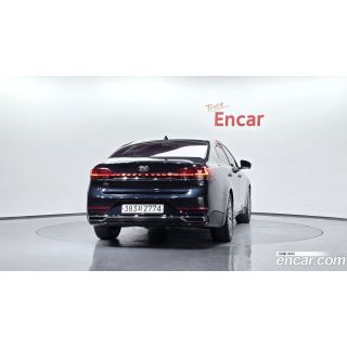 824477