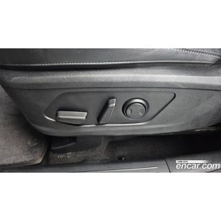 997211