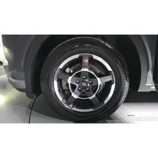148300