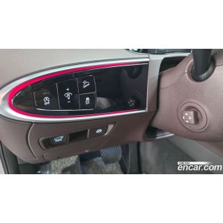312203