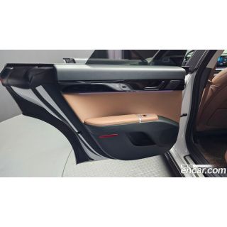 550683