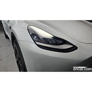 688229