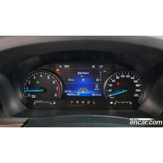 587747