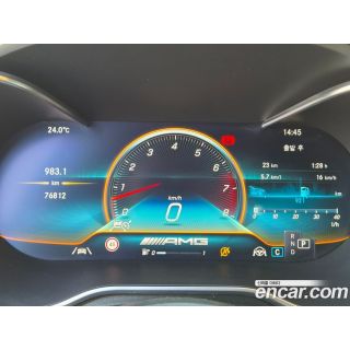 898701