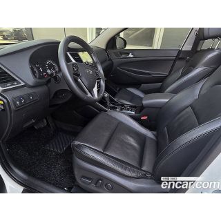 991077