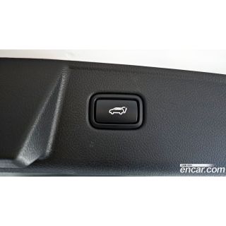 984098