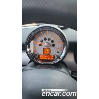 547898