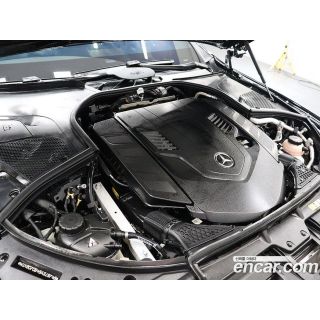 882764