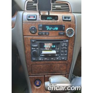 585821