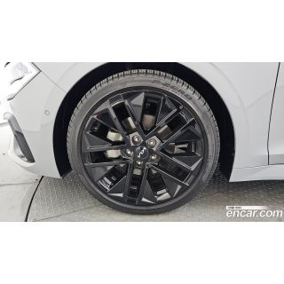 576772